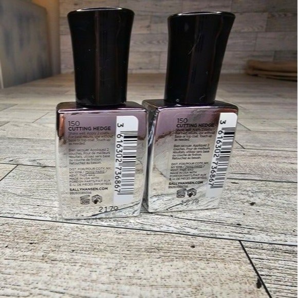 Lot of 2 Brand New Sally Hansen Color Foil Nail Makeup 150 Cutting Hedge (Green) - Picture 5 of 7